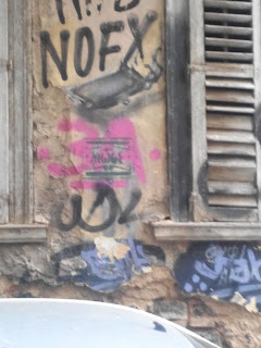 ΑΠΟΚΛΕΙΣΤΙΚΟ ΑΝΟΠΑΙΑ ΑΤΡΑΠΟΣ:ΑΠΟΚΡΥΦIΣΤΙΚΑ ΣΥΜΒΟΛΑ ΚΑΙ ΜΗΝΥΜΑΤΑ ΣΕ ΤΟΙΧΟΥΣ ΤΗΣ ΑΘΗΝΑΣ  ΜΕΡΟΣ Ε’  