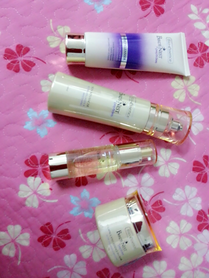 REVIEW PRODUK BIO ESSENCE BIRD"S NEST + PEPTIDES LADY NADIA