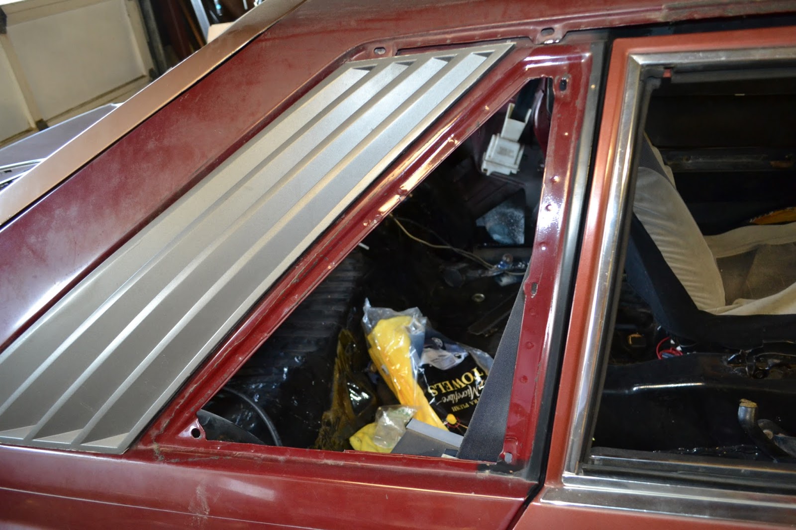 Fox Body Mustang Restoration Removing Quarter Glass on a 1979 to 1986