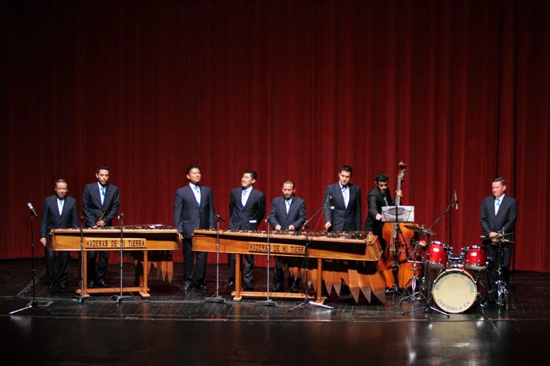 En el Teatro Nacional La Marimba Maderas de mi Tierra Patrimonio Cultural de la Nación