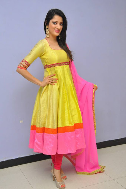 Richa Panai IMAGES, GIF, ANIMATED GIF, WALLPAPER, STICKER FOR WHATSAPP & FACEBOOK