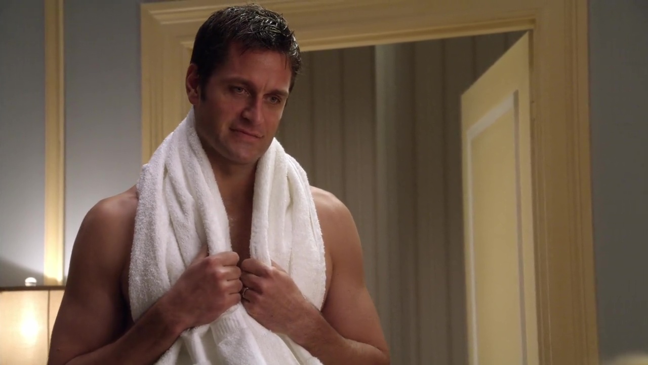 Peter Hermann and Bill Sage shirtless in Cashmere Mafia 1-03 "Dangerou...