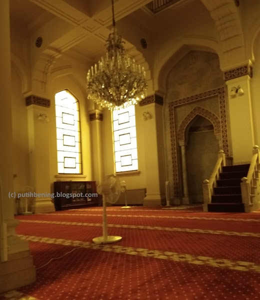 Mesjid dan Mushala di Kawasan Wisata Jepang Masjid dan Mushala di Kawasan Wisata Jepang