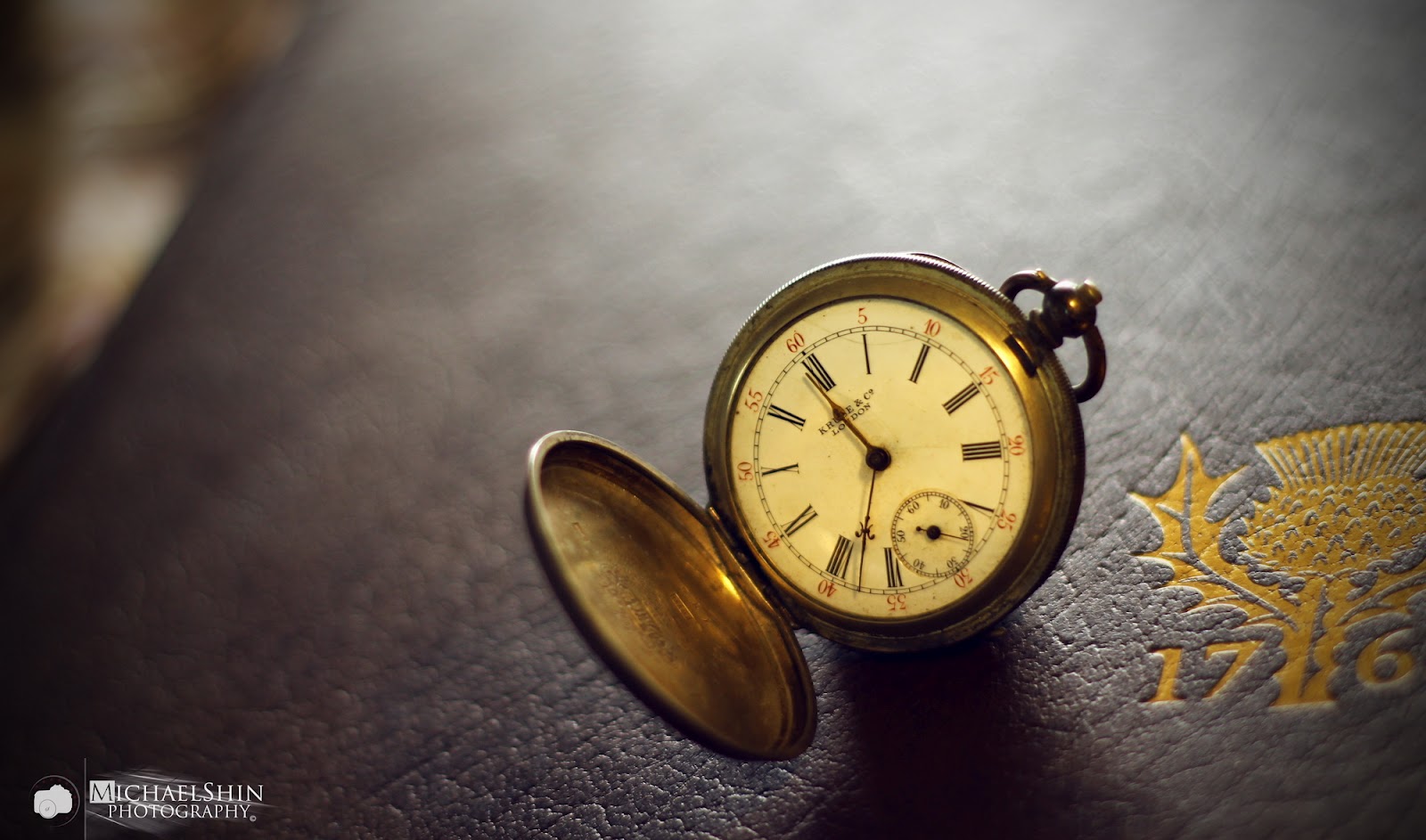 tick tock close tick tock close