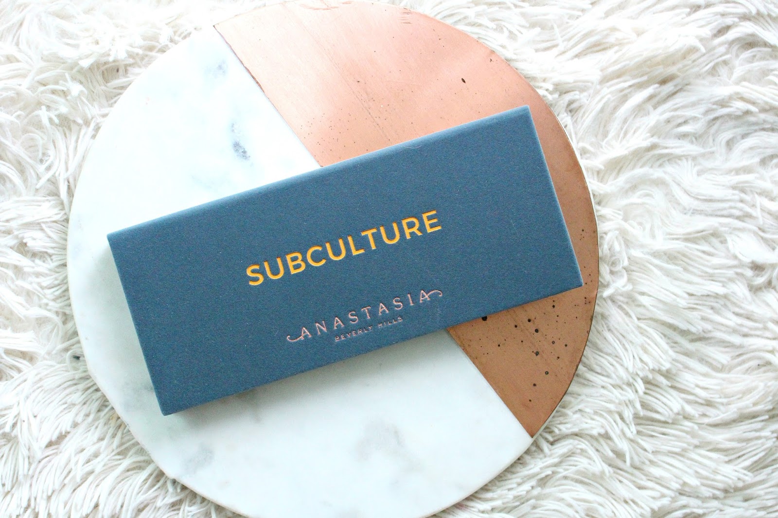 ผลการค้นหารูปภาพสำหรับ Anastasia Subculture Eyeshadow Palette