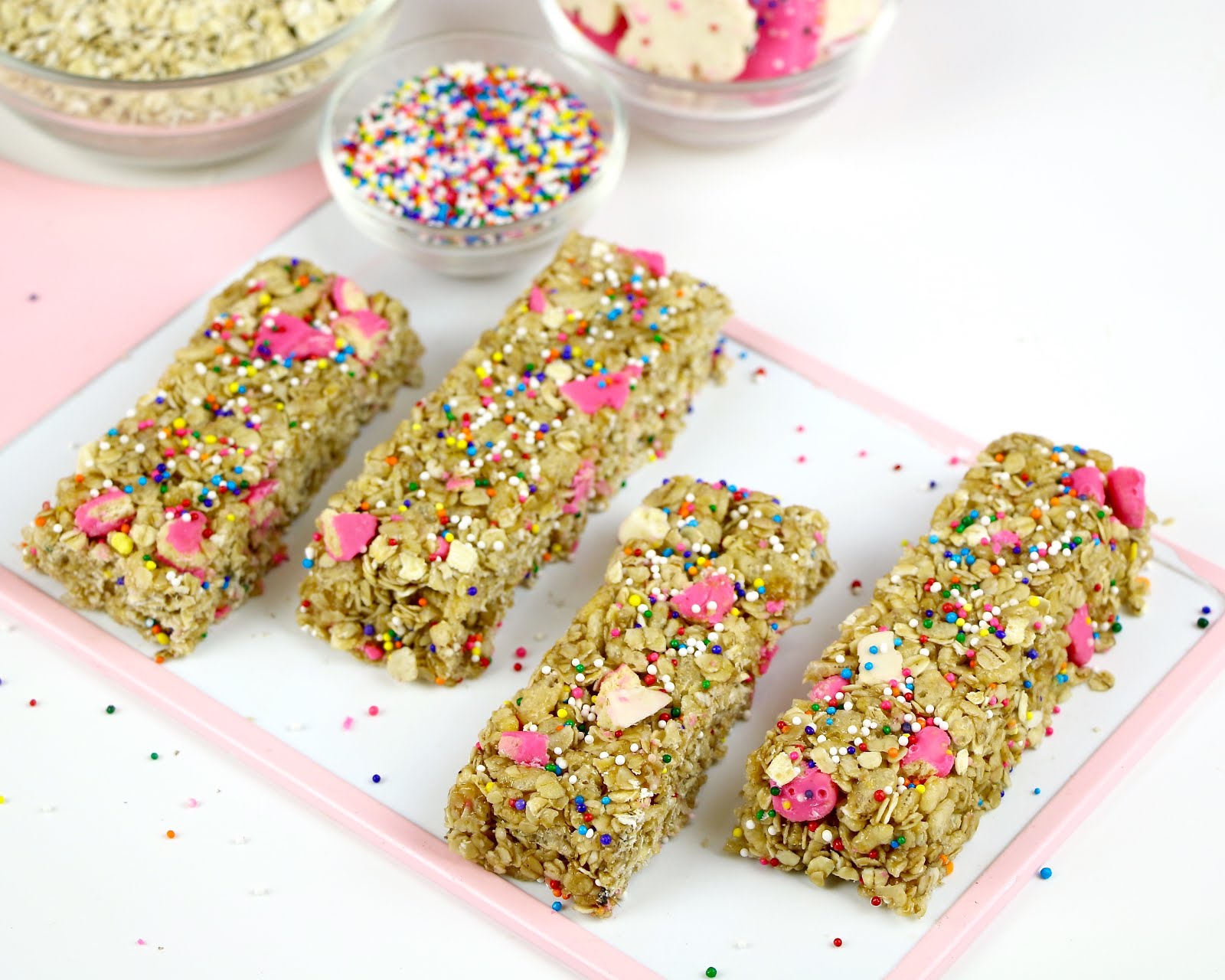 {VIDEO} NoBake Dessert Granola Bars Hostess Cupcake, Circus Animal