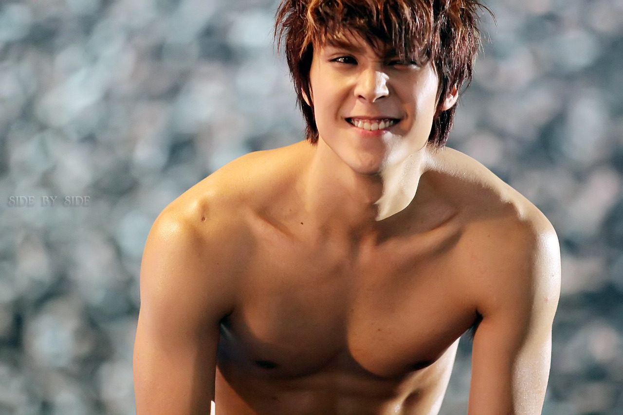 kpop hotness b2st dongwoon shirtless kpop hotness b2st dongwoon shirtless