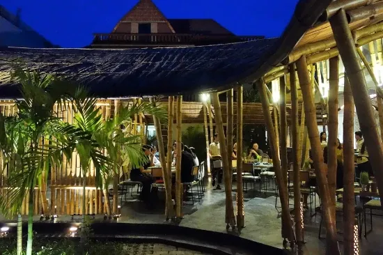 desain warung kopi sederhana dari bambu desain warung kopi dari bambu