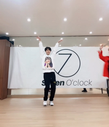 은근 걸그룹 댄스 잘알인 세븐어클락 | 인스티즈