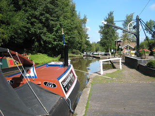 Canal Boat Holidays on the Four Counties Ring