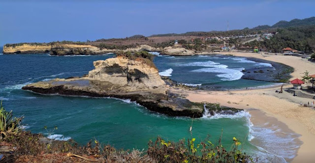 Pantai Klayar Pacitan & Harga Tiket Masuk 2024