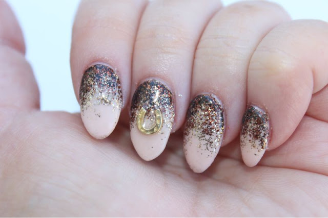 Putting CAKE GLITTER on NAILS? (+ edible Diamond Cappuccino EXPOSED) 