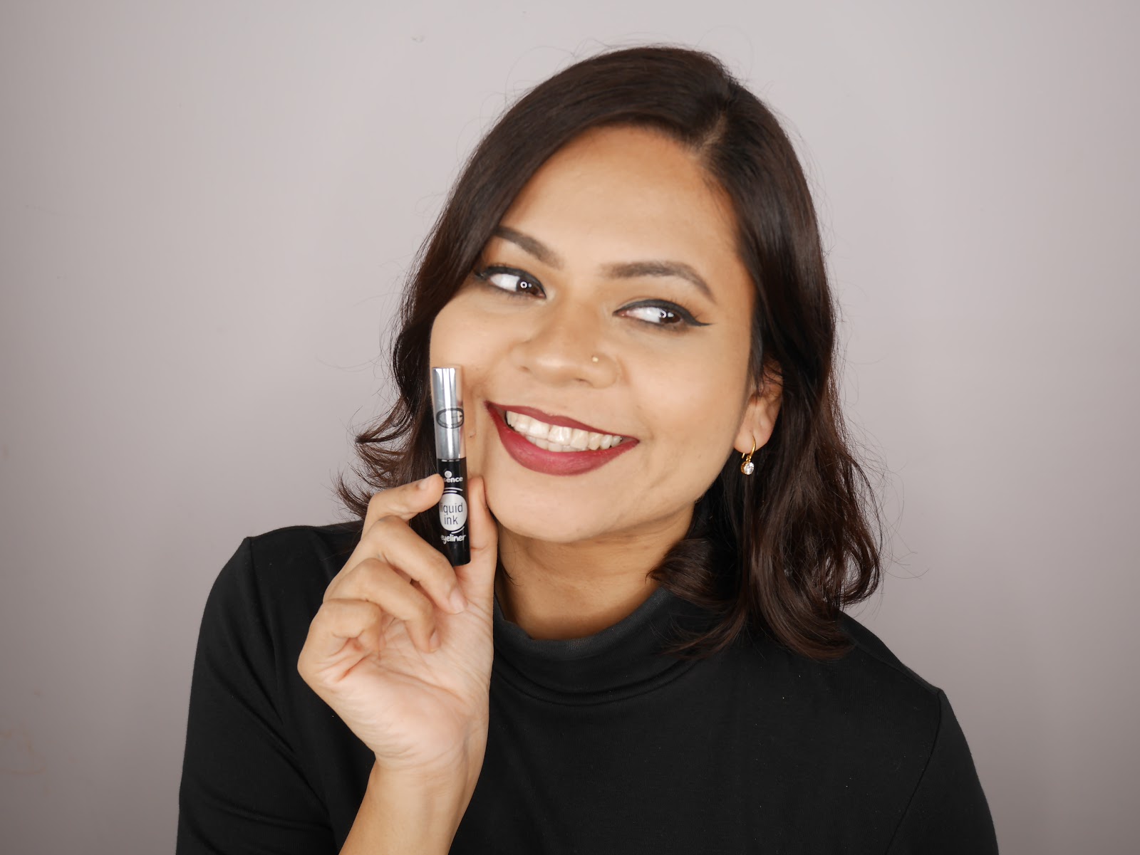 ESSENCE LIQUID INK EYELINER REVIEW TheLeiaV