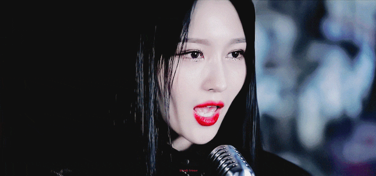 진짜 잘 놀라는데 리액션도 큰 드림캐쳐 시연 | 인스티즈