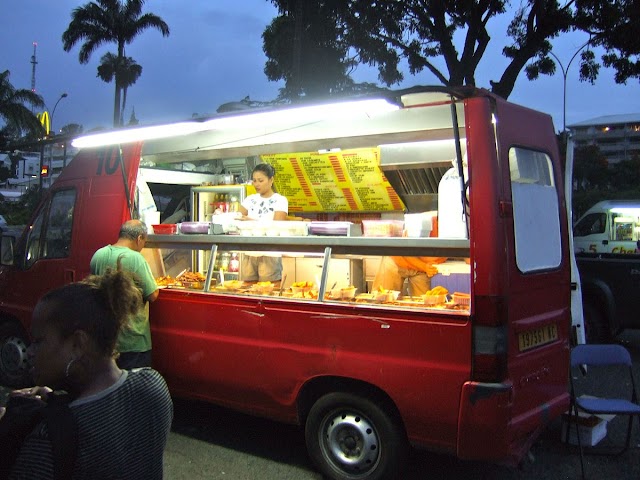 Wisata Kuliner Food Truck