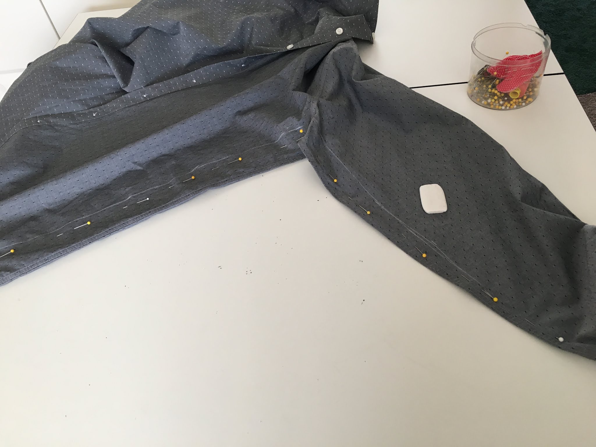 sewcreatelive: Men's Dress Shirt--How to Taper Sides