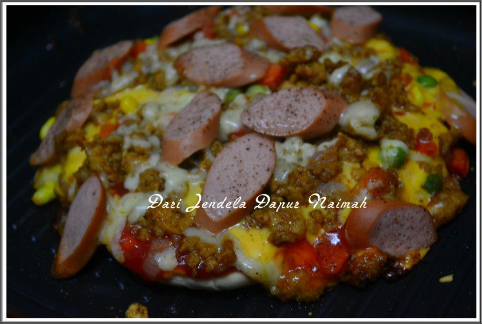 JENDELA DAPUR NAIMAH Black Pepper Pizza Pita