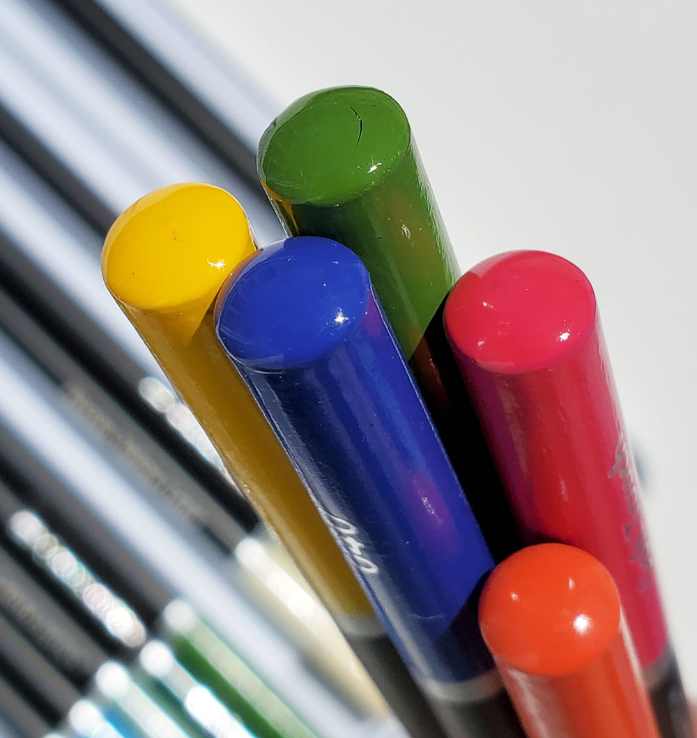 Castle Arts 120 Pencil Review: Coloured Pencils Tested the Cave