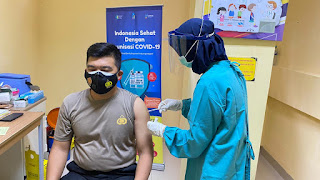 Dukung Vaksinasi Covid 19, Kapolres Pelabuhan Makassar Lakukan Vaksin Dosis Kedua
