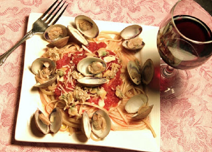red clam sauce