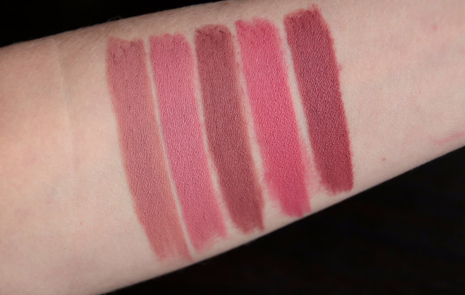 Pupa Natural Rouge 01 02 03 04 05  swatch