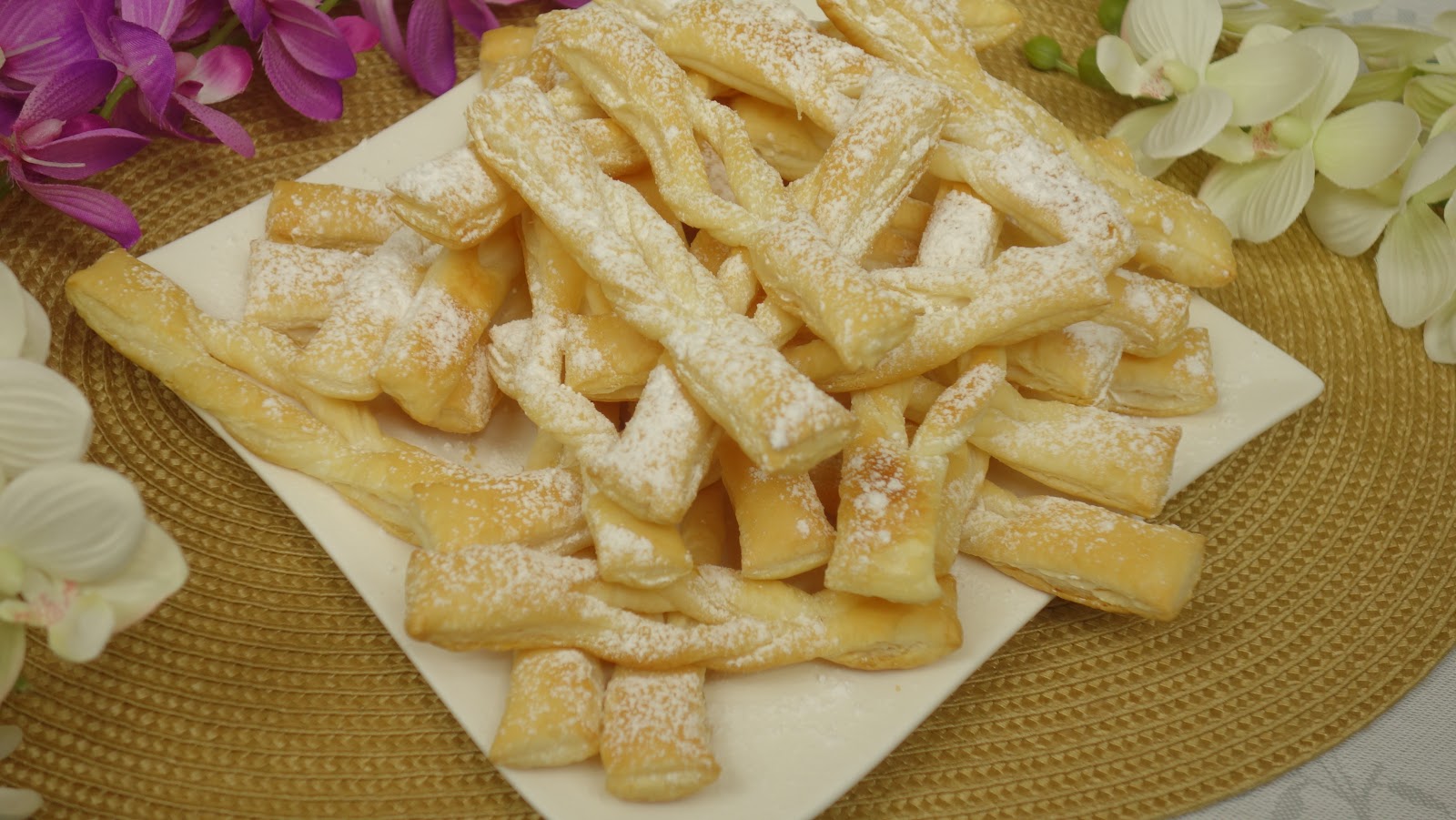 Faworki Z Ciasta Francuskiego Pieczone Uwaga Babcia Gotuje