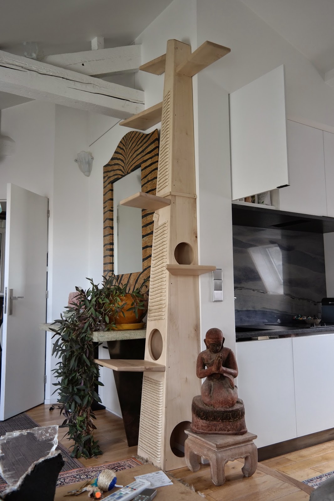 Labo Voluptas Ebénisterie Arbre à chat sur mesure Labo Voluptas Ebénisterie Arbre à chat sur mesure