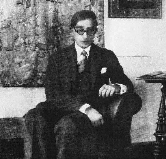 Constantino Cavafis | Vino a leer - Puro Verso