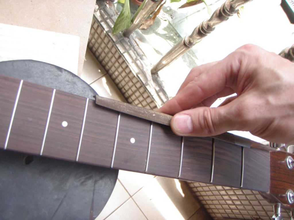 Refretting an acoustic guitar DIY Strat (and other guitar & audio