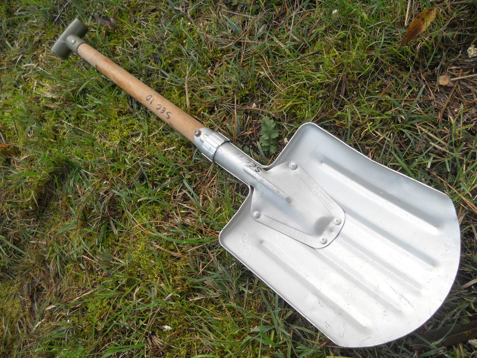 bingbabel Norwegian Army Rottefella Snow Shovel Witco