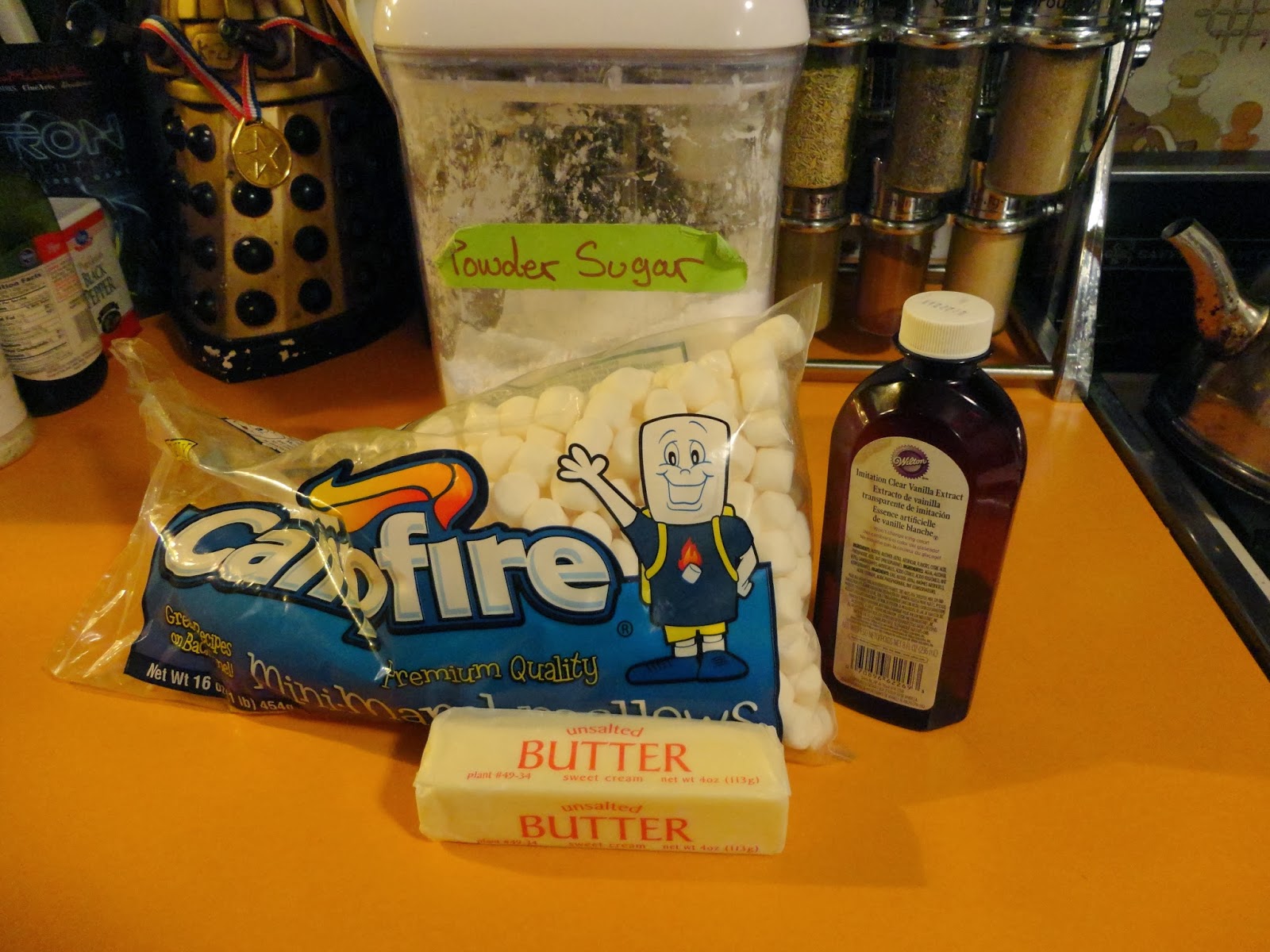 The Adventures of J and K Microwave Marshmallow Fondant