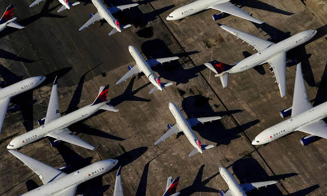 Passenger planes grounded in Birmingham, Alabama, March 2020