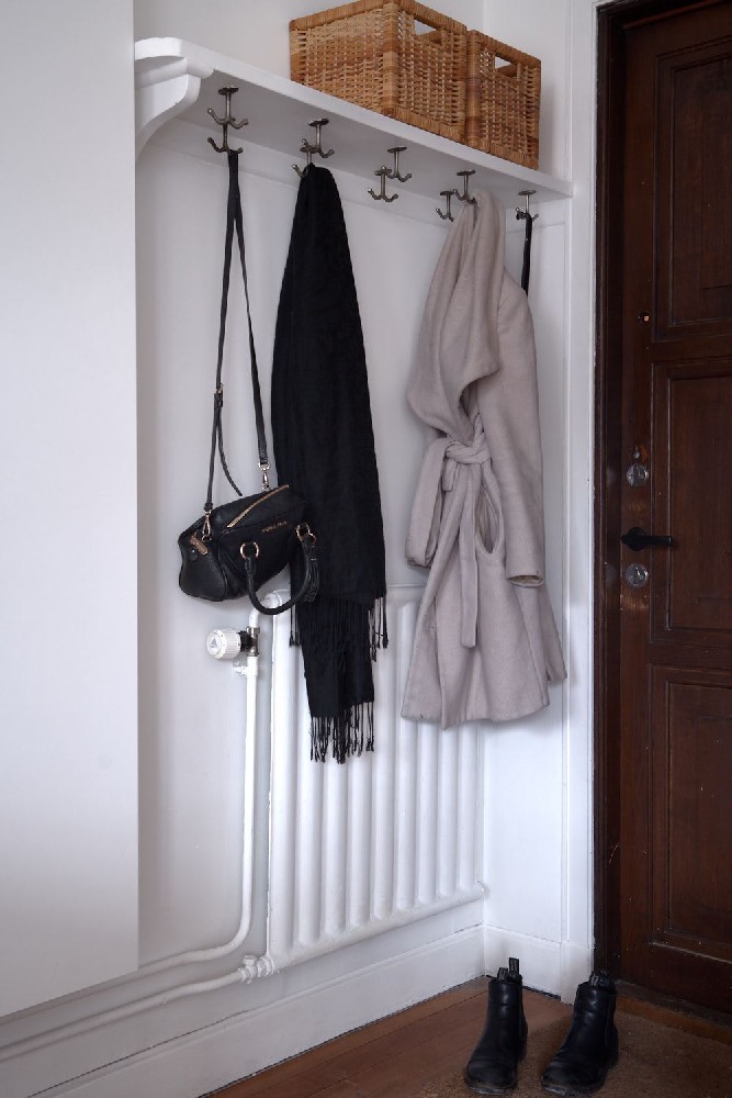 DES BRIQUES ET POUTRES BLONDES