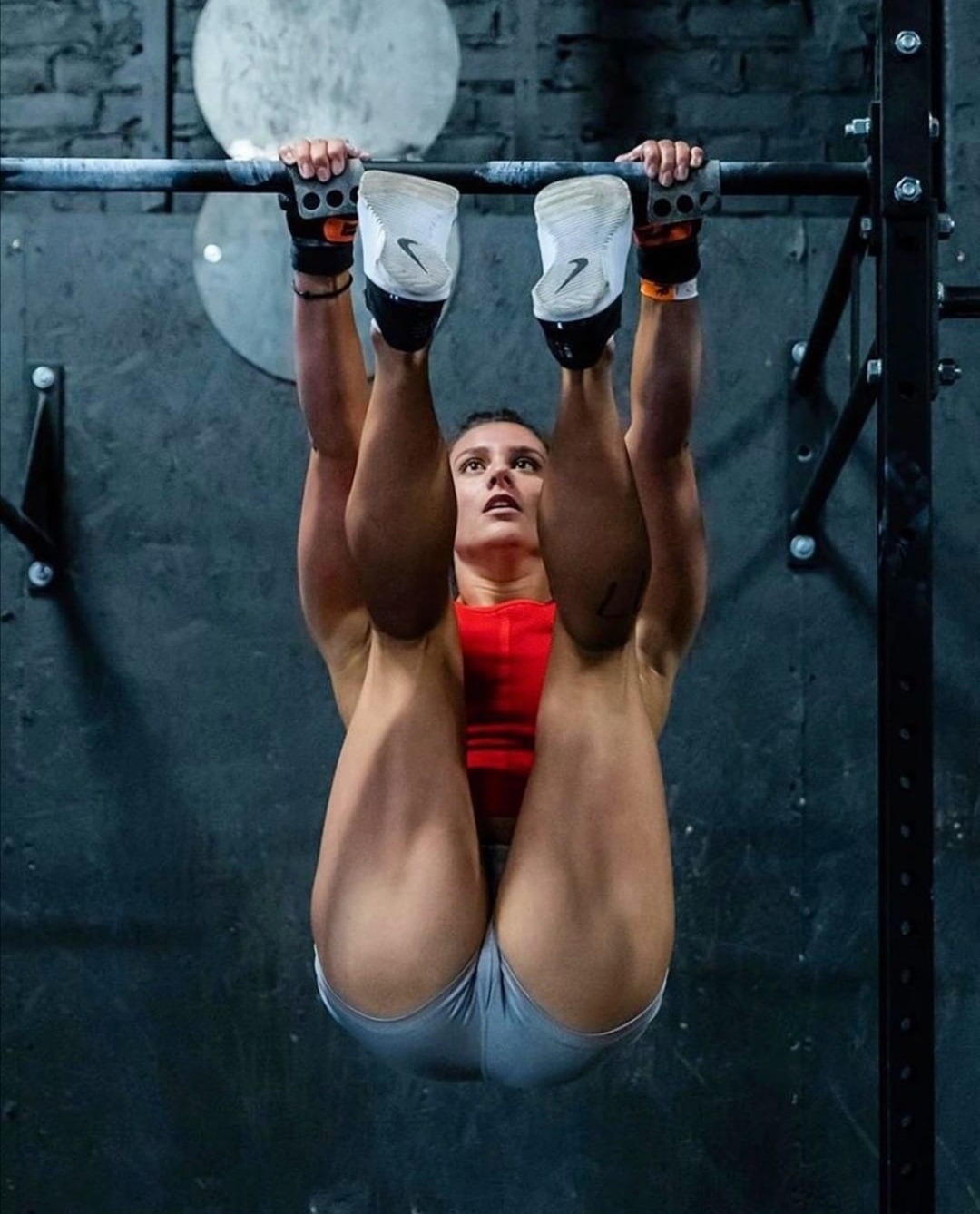 Crossfit Ladies Legs.