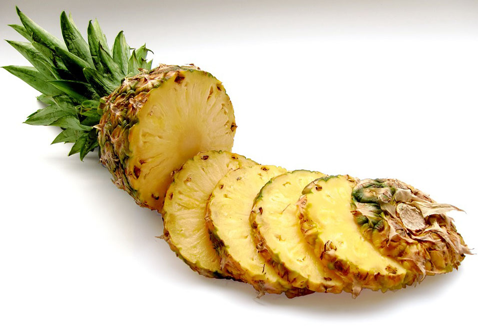 10 Pineapple Properties: do you know everything this tropical fruit can do for you? 10 Pineapple Properties: do you know everything this tropical fruit can do for you?