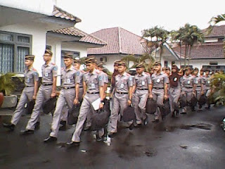 Wow! Inilah 13 Sekolah yang Lulusannya Langsung bisa Diterima Kerja. Yang Harus Kalian Ketahui!