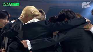 BTS leva TODOS os principais prêmios do Melon Music Awards BTS leva TODOS os principais prêmios do Melon Music Awards