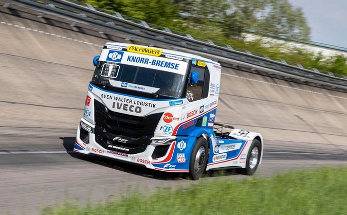 Novo IVECO S-Way ganha as pistas de corrida com versão de 1.100 cv