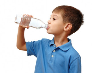 Banyak Minum Air Putih Banyak Minum Air Putih