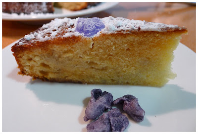  BIZCOCHO DE VIOLETAS Y MASCARPONE Y LA VIOLETA ONLINE 