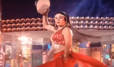 bollywood-ke-kisse-Amitabh-Bachchan-slaps-Rekha-for-this-girl-knowing-you-will-also-be-shocked bollywood-ke-kisse-Amitabh-Bachchan-slaps-Rekha-for-this-girl-knowing-you-will-also-be-shocked