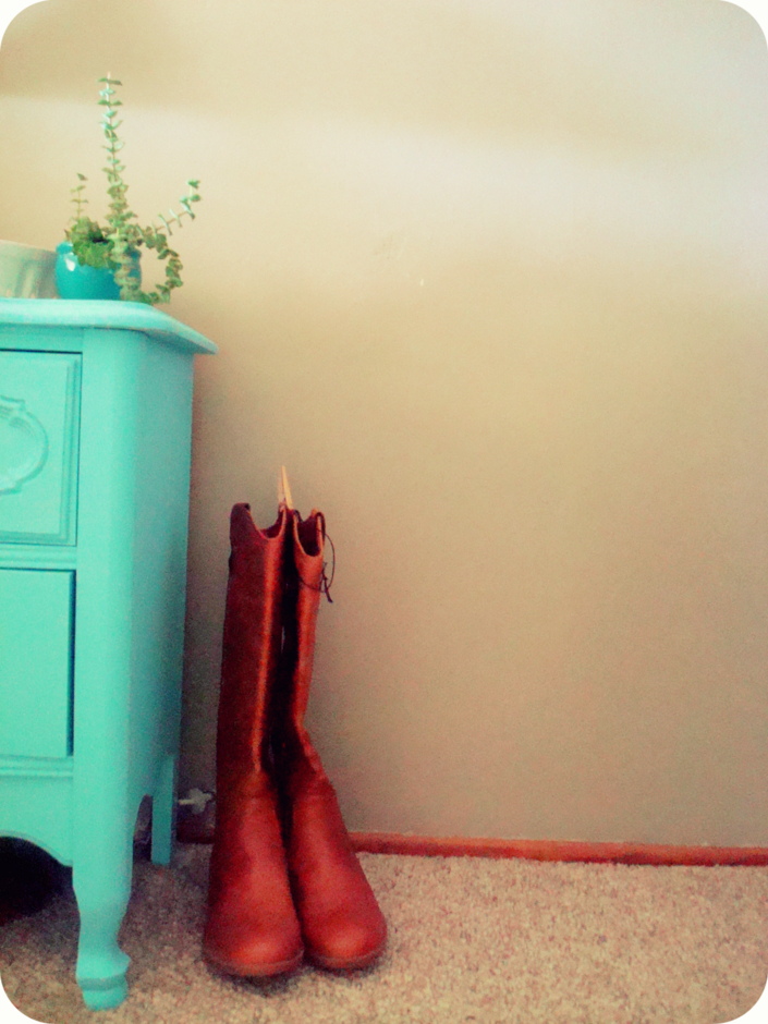 How To Keep Long Boots From Falling at Ashley Robertson blog