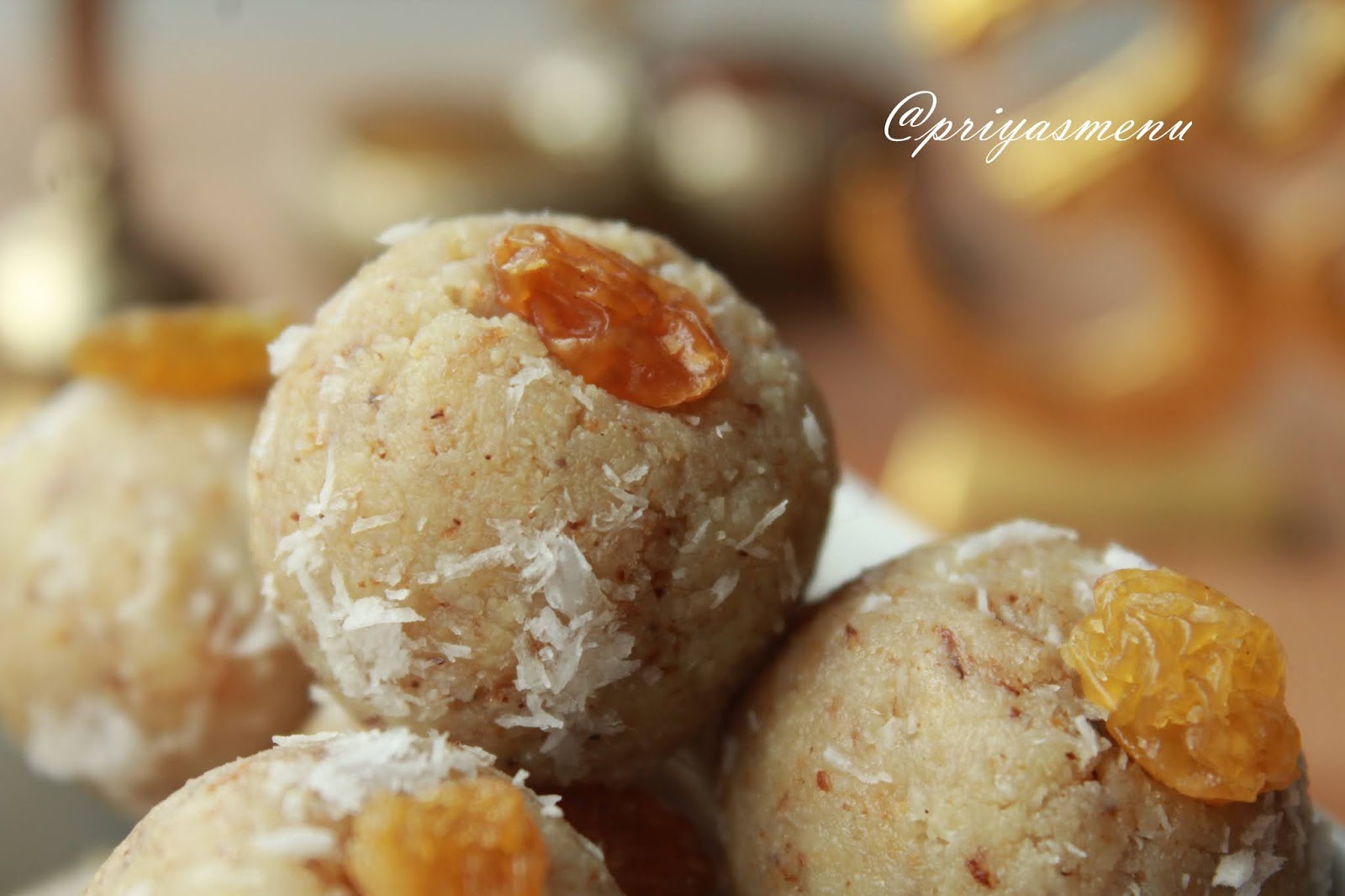 Coconut and Almond flour Ladoo