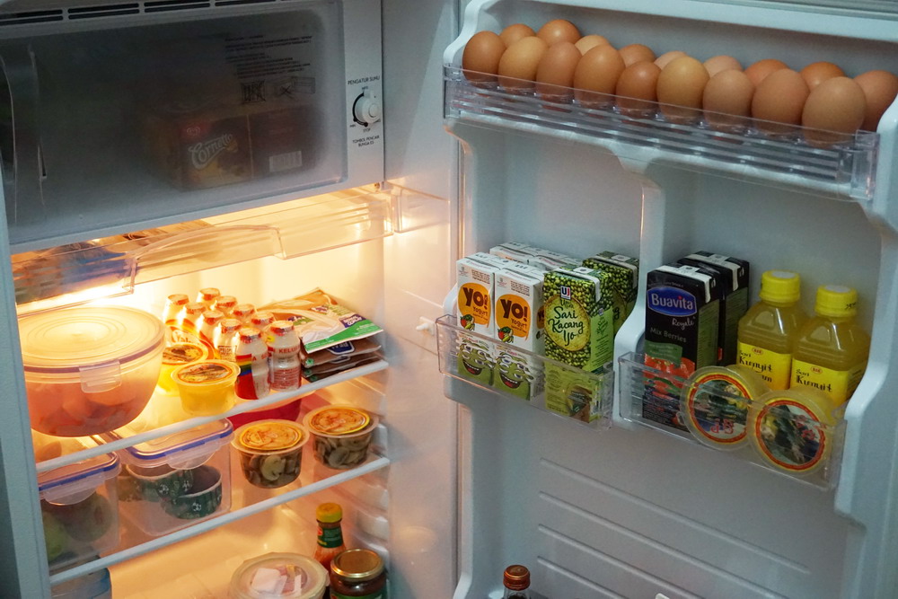 Tips Membuat Kulkas Menjadi Lebih Rapi, Indah, dan Juga