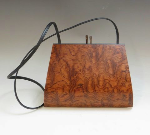 http://www.carolinacreationsnewbern.com/NewFiles/wooden-handbags.php