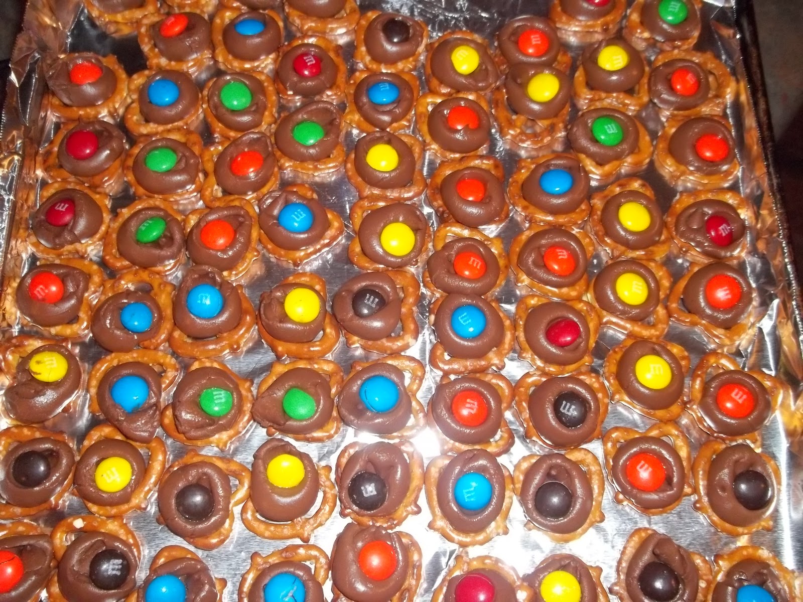 Pretzels/Kisses/M&M's Tried itLiked it just alot of work