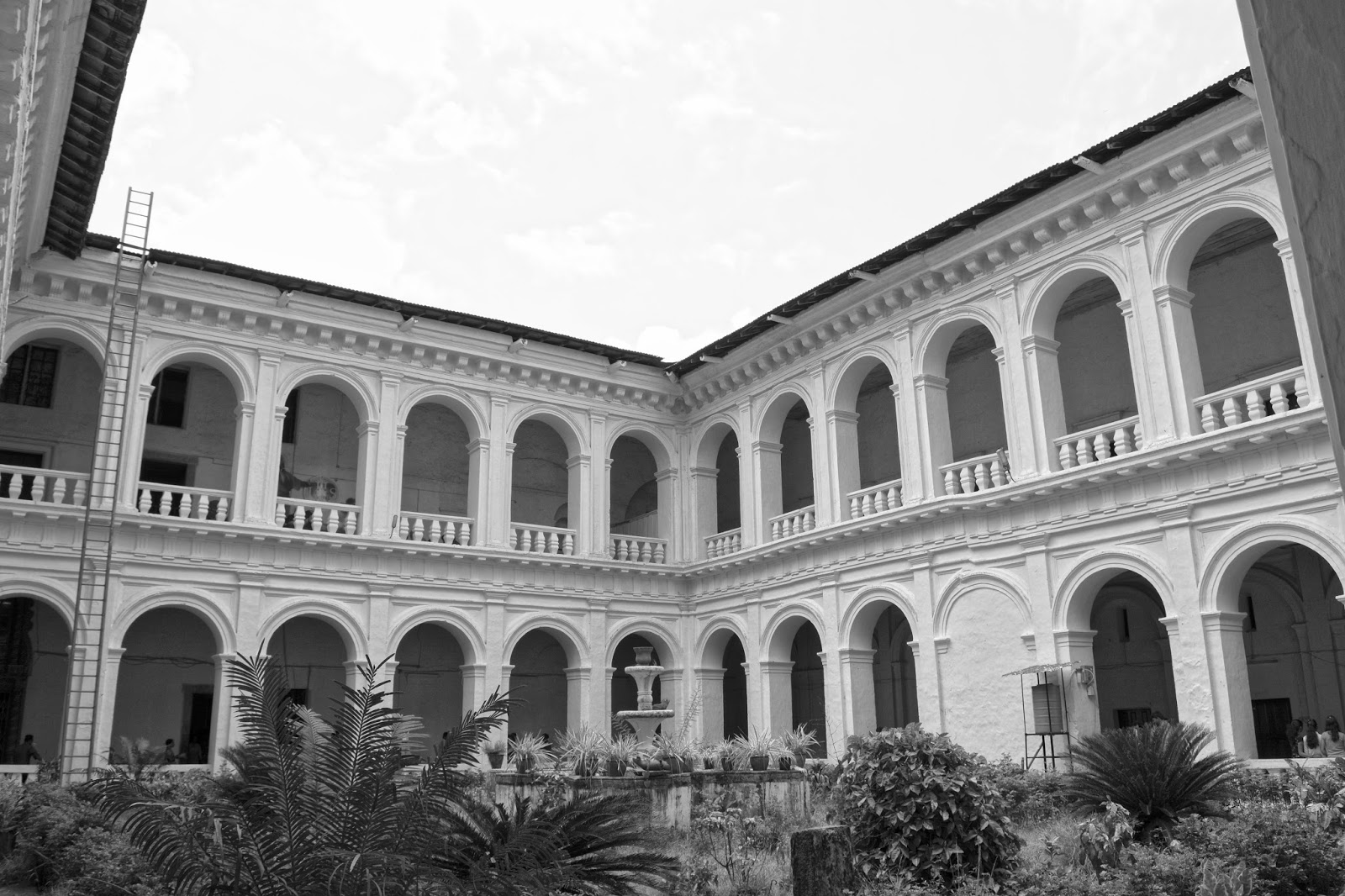 basilica-of-bom-jesus-goa-india-travel-life-journeys