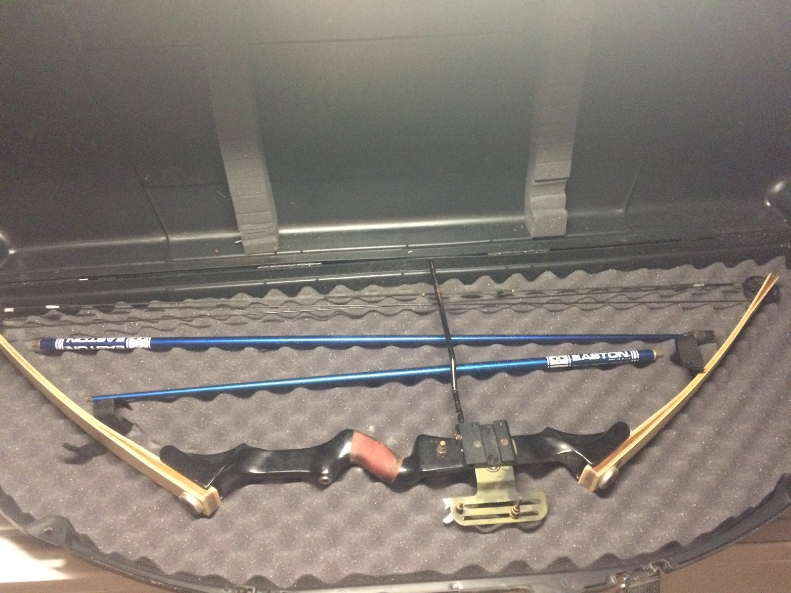 Project Gridless Two compound bows for sale in Toronto