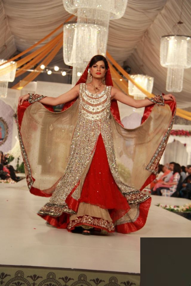 Latest Trends In Pakistan Bridal Fashion The Hot Fashion Blog With