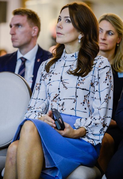 Crown Princess Mary wore Strenesse wool virgin coat in Loro Piana and print blouse. Andrzej Duda and Agata Kornhauser-Duda